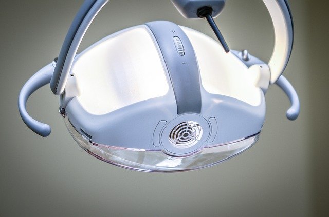 lampa stomatologiczna